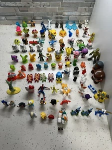 Lot 94 pcs Disney Kinder Huge Lot mixed PVC & Plastic Figures Toys - Picture 1 of 15