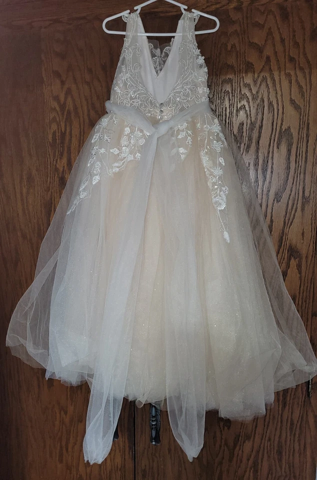 Vestido de niña con flores talla 6 hecho a medida color marfil sobre champán/rubor tul Foto 1 de 4