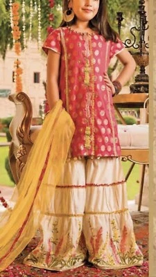 Charizma niña 9/10/11/12/13 años Khaadi Maria B Agha Noor salwar kameez ocre Foto 1 de 4