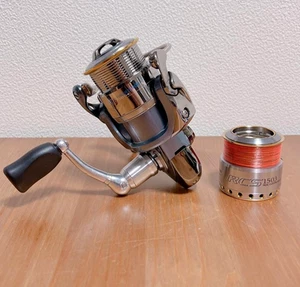 DAIWA Certate 2004 Finesse personalizado con carrete de metal I'ze Factory RCS1503 JP usado - Imagen 1 de 15