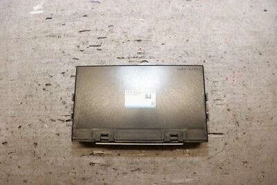 Módulo informático integrado OEM 88281SG800 2014-2016 Subaru Forester FB25 Foto 1 de 4