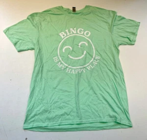 MASSACHUSETTS LOTTERIE T-SHIRT TEE LARGE GRÜN "BINGO IS MY HAPPY PLACE" - Bild 1 von 10
