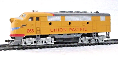 HO TRAIN  UNION PACIFIC  F-3 A  MODEL POWER LOCOMOTIVE TRAINS  F-3 A  UP - Image 1 of 3