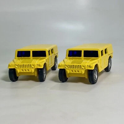 Maisto Commando Hum-V Amarillo 1:64 Diecast Hummer Diorama Modelo SUV 2 Variaciones Foto 1 de 4