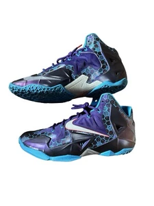 Size 11.5 - Nike LeBron 11 Hornets - Picture 1 of 6