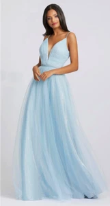 Mac Duggal Ice Blue Glitter Shimmer Plunge Neck Tulle Gown Size 8 - Picture 1 of 9