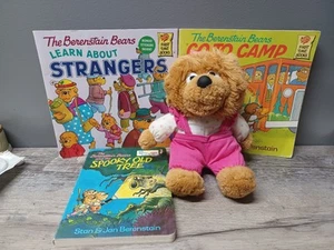 Berenstain Bears Learn About Strangers, Go to Camp, Spooky Old Tree, Plüschtier - Bild 1 von 8