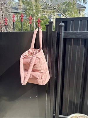 Bolsa de mano única, gimnasio, viajes, playa, Mardi Gras, etc. Foto 1 de 4