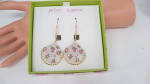 Estate Betsey Johnson NIB Spring Flower Shell Large Dangle Earrings - Picture 1 of 7