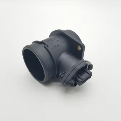 1996 1997 1998 1999 2000 Volkswagen Passat 1.8L Turbo Air Flow Meter 037906461C - Image 1 of 4