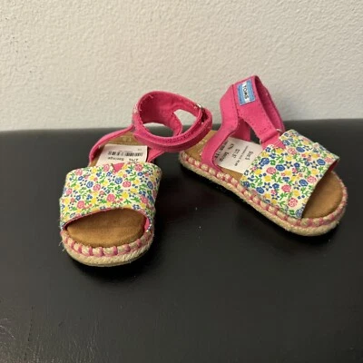 Toms Upper Fabric Floral Sandals Girls Shoes Size 5 Leather Back Straps - Image 1 of 4