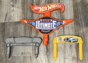 Hot Wheels Super Ultimate Garage Replacement Parts Sign Car Wash Vac Finish Line - Picture 1 of 2