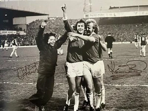Trevor Francis and Kenny Burns Signed Birmingham City Photo 16 x 12" with COA - Picture 1 of 3
