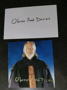 OLIVER FORD DAVIES As SIO BIBBLE Hand Signed Autograph CARD & Photo - STAR WARS - Imagen 1 de 3