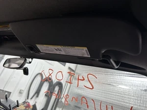 Driver Sun Visor VIN W 6th Digit Jk Body Fits 11-18 WRANGLER 333611 - Picture 1 of 12