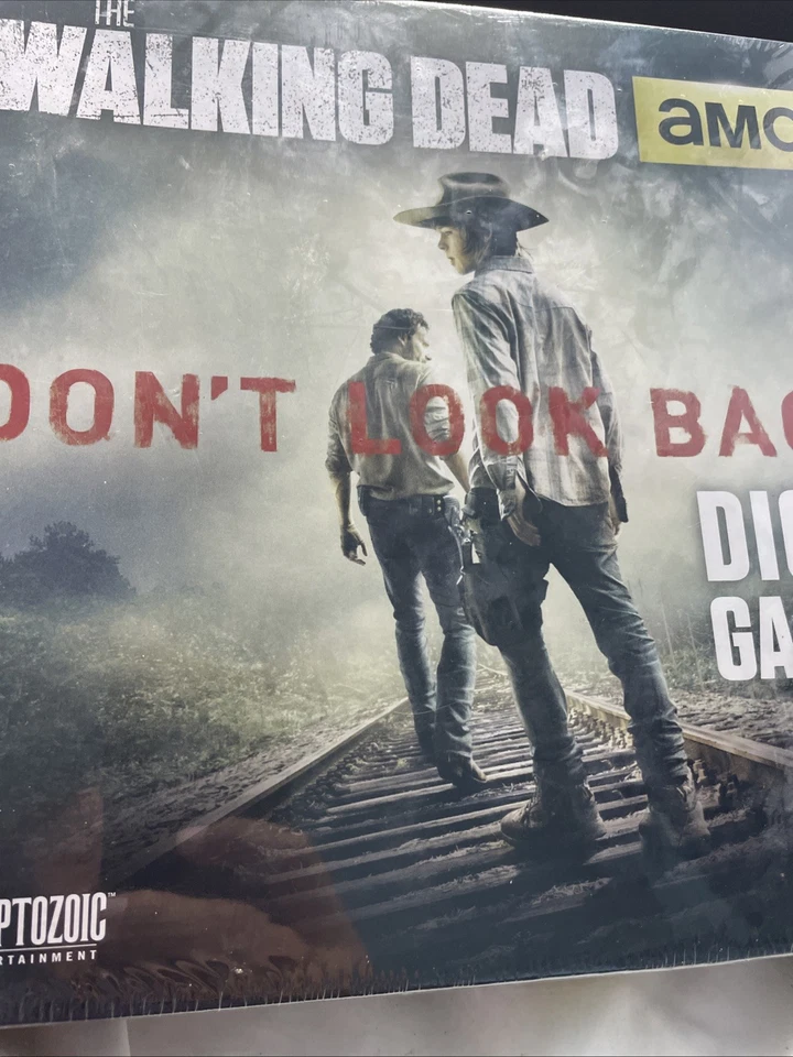 AMC The Walking Dead Don't Look Back Zombie Dice Game New & SEALED Cryptozoic - Image 1 of 3