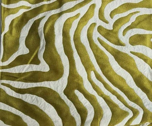 2 Instinct Pattern KIWI Decorative Throw Pillow Zippered Slip Covers 20x20 - Picture 1 of 6