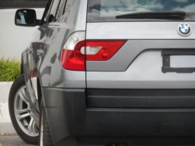 BMW X3 3.0i 2005 AWD SUV de 4 puertas Foto 1 de 4