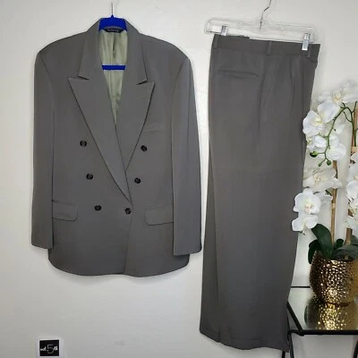 Burberrys Mens 3 Button Suit Jacket & Pants Moss Green Gray Solid 100% Wool  - Image 1 of 4