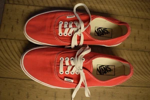 VTG STYLE VANS RED Canvas Sneakers, Women’s 9, Men's 7.5, pre-owned, excellent - Picture 1 of 10