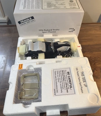 Danbury Mint 1936 Packard Twelve Sport Phaeton 1/24 Die-Cast Model New - Image 1 of 4