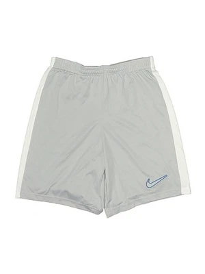 Pantalones cortos deportivos Nike plateados para niños pequeños Foto 1 de 2