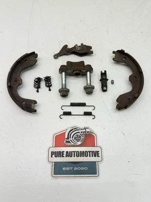 Nissan 350Z 2003-2008 estacionamiento trasero izquierdo emergencia freno hardware OEM 4136 Foto 1 de 4