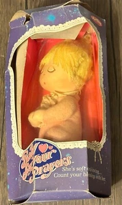Retro AmToy Baby Say Your Prayers Vintage Plüsch Puppe 1982 #1320 Neu in getragener Box - Bild 1 von 11