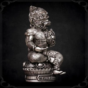 Amuleto tailandés 4 orejas 5 ojos estatua dios Indra avatar Kruba Phat Wat DhamChaimongkol - Imagen 1 de 6
