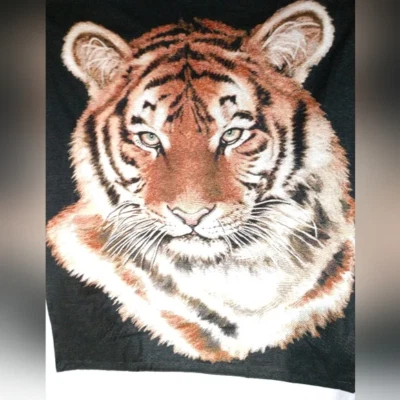 Majestuoso tapiz de tigre colgante de pared manual carpinteros y tejedores NC EE. UU. Foto 1 de 4