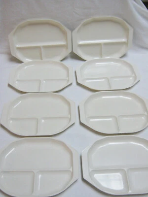 8 ANCHOR HOCKING FREEZE HEAT SERVE DIVIDED   MICROWAVE COOKWARE PLATES - Image 1 of 4