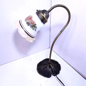 Vintage Brass Lily Pad Gooseneck Lamp – Tested - Picture 1 of 9