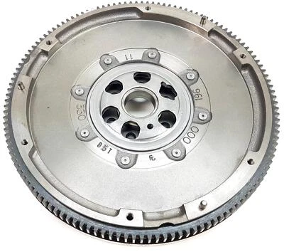 NUEVO Original Volante Doble Masa VW PASSAT B6 03L105266BT - Imagen 1 de 4