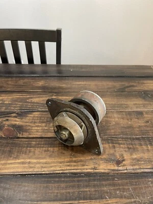 Dodge Ram 5.9 1989-1993 primera generación Cummins D/W 250/350 bomba de agua buen estado Foto 1 de 3