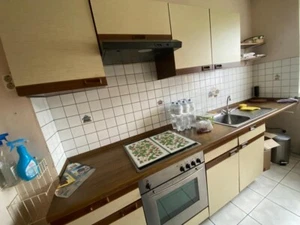 Küchenzeile Hängeschränke Unterschränke 4 Regale 6 Schubladen - Bild 1 von 4