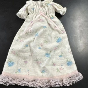 VTG 1960s 1970s Homemade Sewn Gorgeous Barbie White Floral Nightgown Old Pattern - Picture 1 of 9