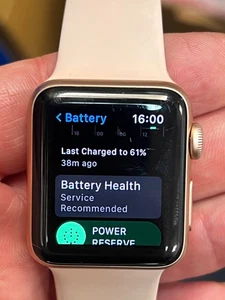 Apple Watch Series 3 Gold (GPS, 38mm) TI001630 - Picture 1 of 3