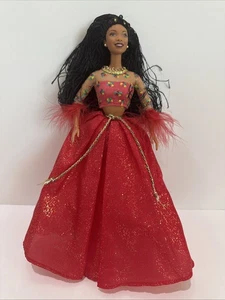 Vintage Barbie Singing Holiday Brandy/Moesha Puppe mit rotem Glitzerkleid und Schuhen - Bild 1 von 13
