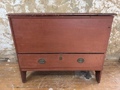 19th Century Antique Primitive Painted New England Wooden Blanket Mule Chest 42" Cover