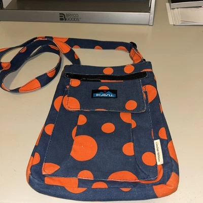 KAVU Keeper Travel Bag Crossbody Sling Bag Canvas Limited Edition Purse - Image 1 of 3