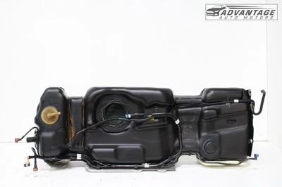 2006-2020 GMC YUKON 5.3L garrafa reservatório tanque flexível de combustível com escudo térmico OEM - Imagem 1 de 4