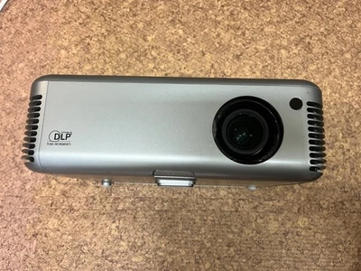 Optoma DAEPTTG - Projetor DLP - Tempo de execução da lâmpada: 20 horas - Imagem 1 de 4