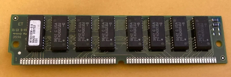 Micron MT8D132M-6X 4MB 72-Pin 60n/s EDO SIMM Non-Parity - Image 1 of 1