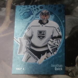 Jonathan Quick 2022-23 Skybox Metal Universe Blue Spectrum FX #62 LA Kings