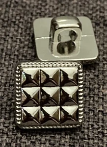 Square Button Shiny Silver Plastic Metallic Shank Buttons 24L 15mm X 12mm 6pcs - Picture 1 of 4