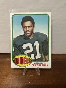 1976 Topps Football #173 Cliff Branch Oakland Raiders - Foto 1 di 2