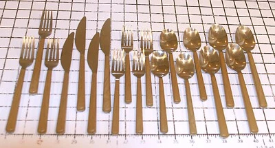 19pc MCM Style Stainless Steel Flatware Faux Wood Handle Silverware - Image 1 of 4