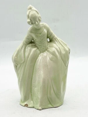 ANTIQUE CHINESE GREEN GLAZE GEISHA GIRL EVENING DRESS FIGURINE ORNAMENT FIGURE - Image 1 of 4