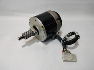 Servomotor Teknic M-3437-XX M3437XX 8000 cuádruple/rev - Imagen 1 de 8