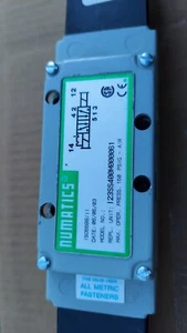 New Numatics I23SS400M000061 Solenoid Valve - Picture 1 of 4
